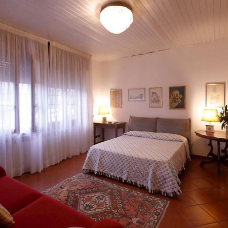 B&B Domus סירמיונה מראה חיצוני תמונה