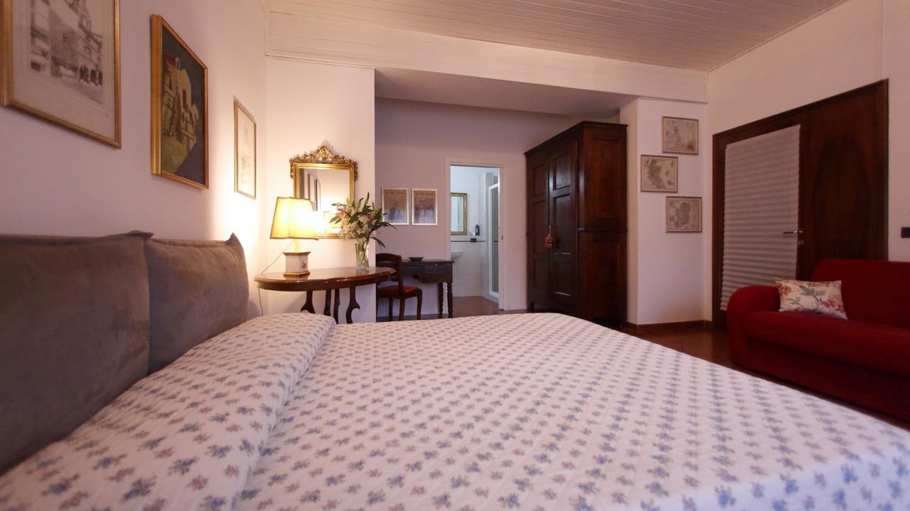 B&B Domus סירמיונה מראה חיצוני תמונה