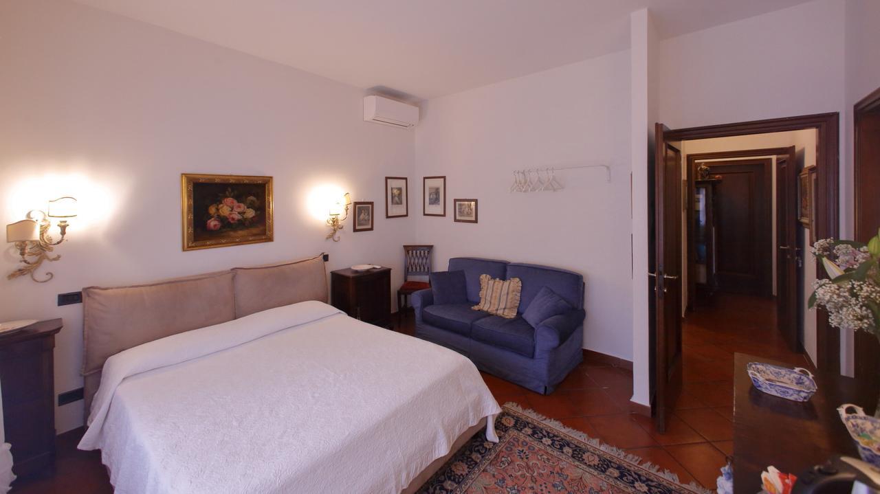 B&B Domus סירמיונה מראה חיצוני תמונה