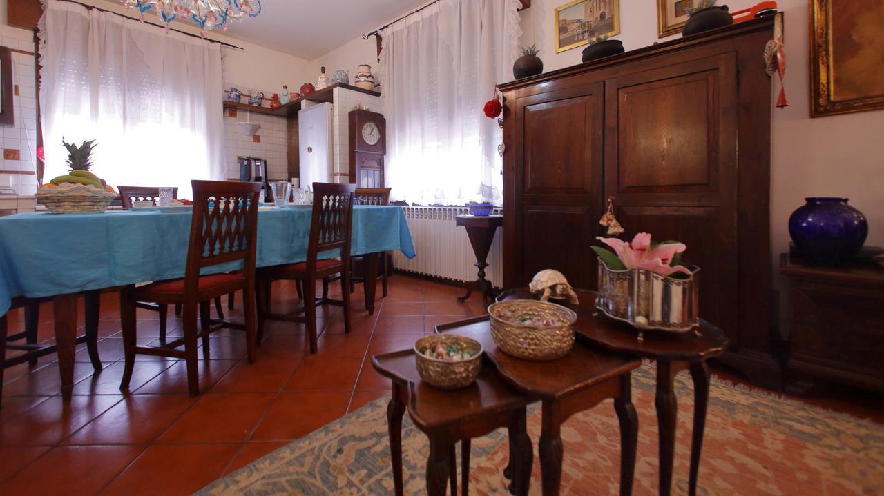 B&B Domus סירמיונה מראה חיצוני תמונה
