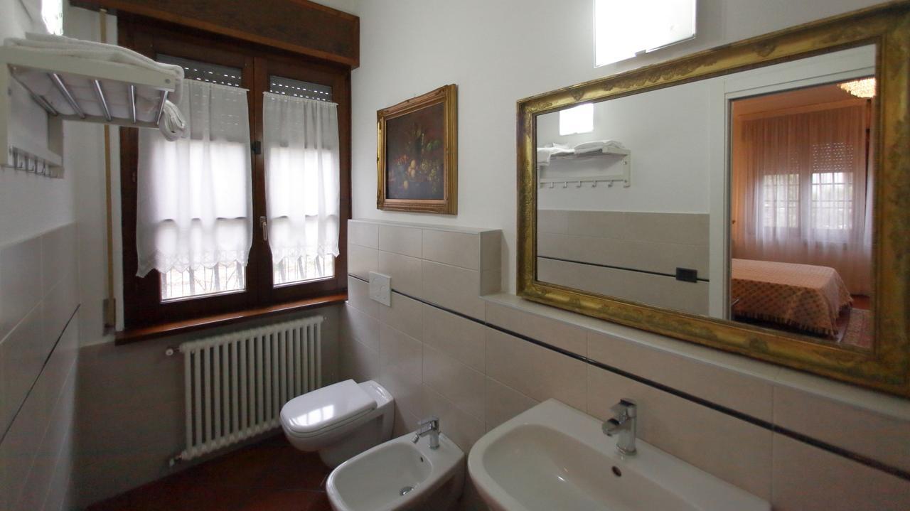 B&B Domus סירמיונה מראה חיצוני תמונה