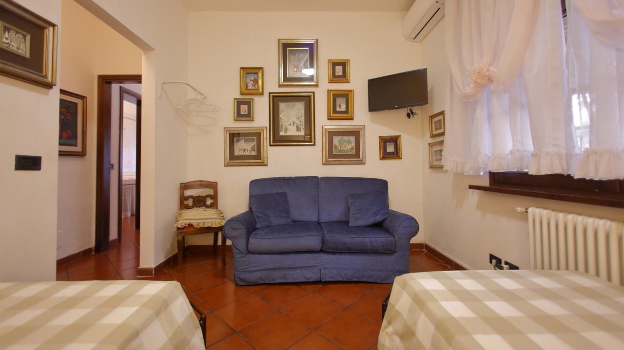 B&B Domus סירמיונה מראה חיצוני תמונה