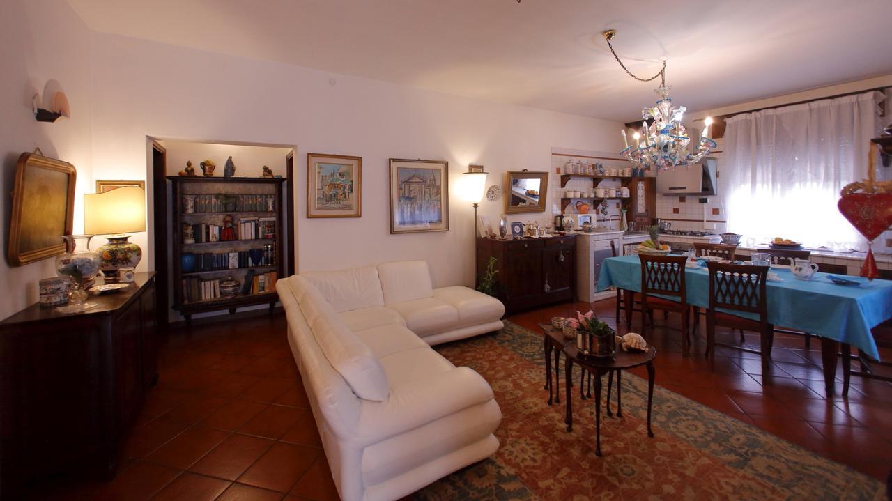 B&B Domus סירמיונה מראה חיצוני תמונה